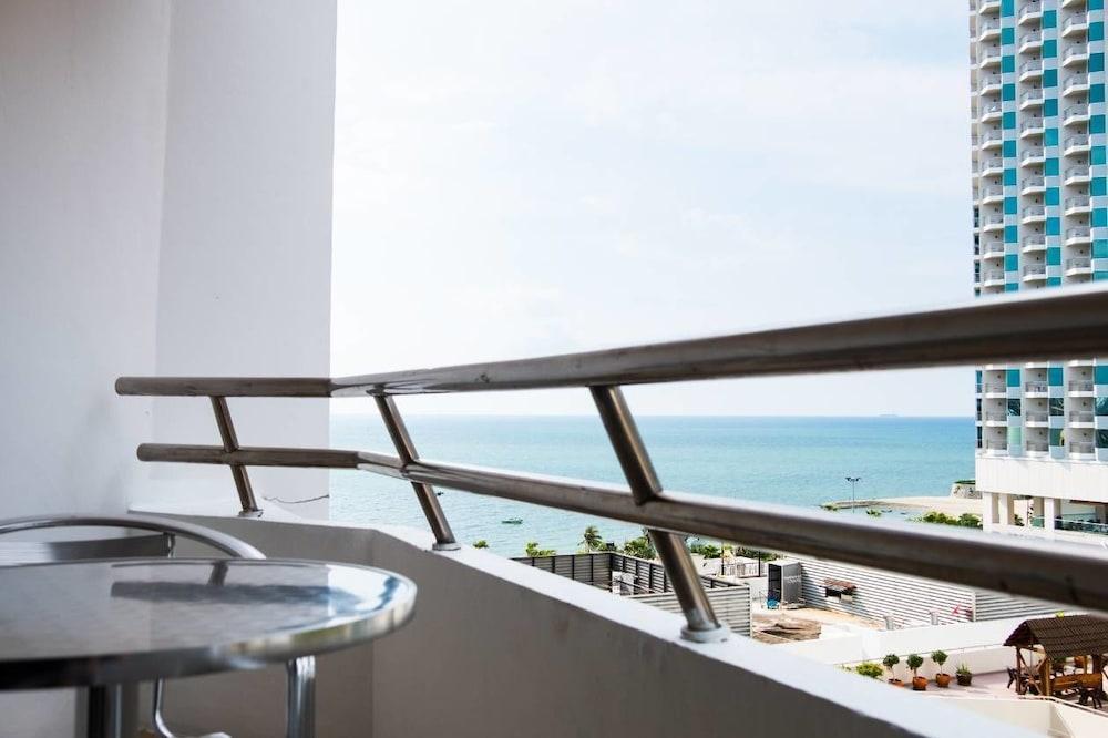 Mark Land Pattaya Beach Ngoại thất bức ảnh