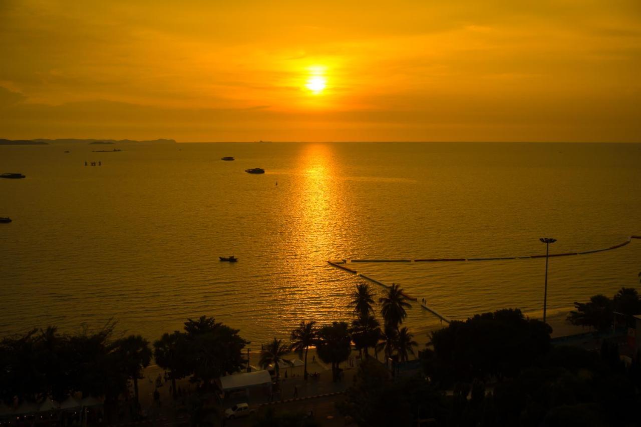 Mark Land Pattaya Beach Ngoại thất bức ảnh